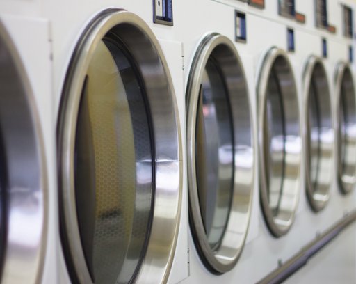 200 Fifth Ave Apartments laundry